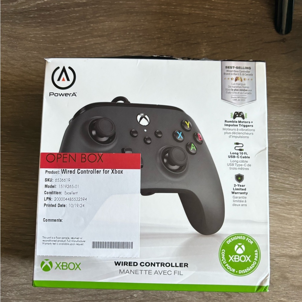 Xbox One Controller - Picture 3 of 7